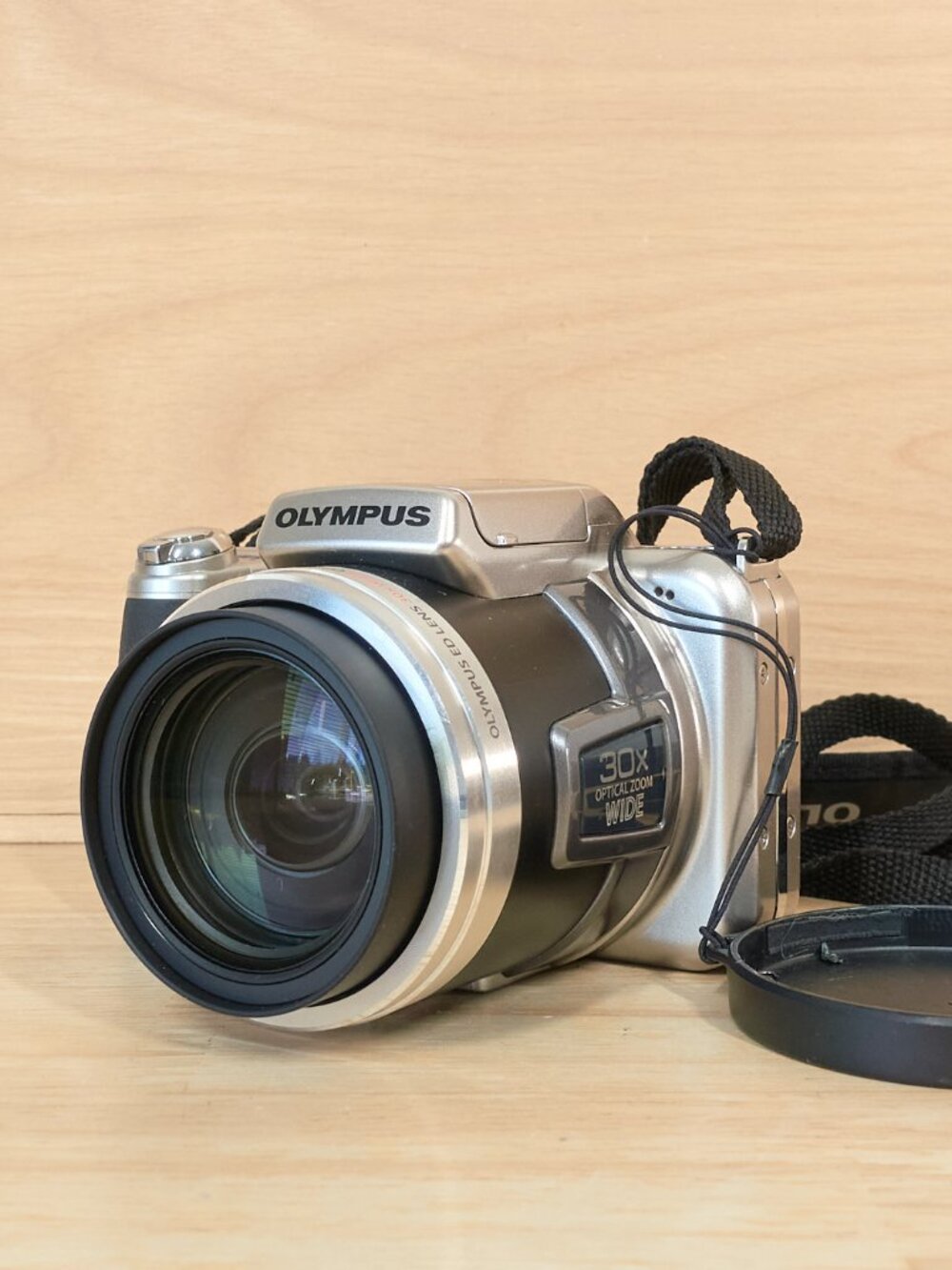 Olympus SP-800UZ Digital Camera Silver 14MP 30x Optical Zoom Tested